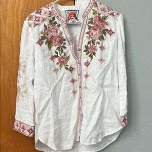 Johnny Was White Blouse with Pink Floral Embroidery